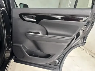 Toyota Highlander 2024, 33000 км, за 198800 CNY - фото 23