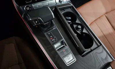 Audi A6 2023, 9036 км, за 48500000 KRW - фото 9