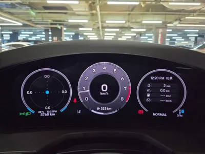 Porsche Panamera 2025, 3800 км, за 182000000 KRW - фото 8