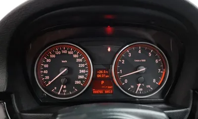 BMW 3-Series 2009, 99765 км, за 7900000 KRW - фото 8