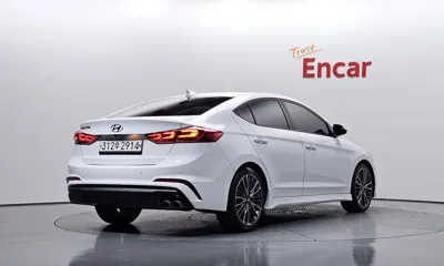 Hyundai Avante 2017, 126539 км, за 9500000 KRW - фото 2