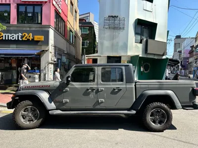 Jeep Gladiator 2023, 68000 км, за 45000000 KRW