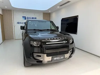 Land Rover Defender 2025, 1000 км, за 729800 CNY