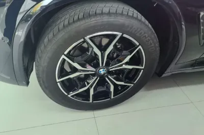 BMW X4 2022, 17700 км, за 263890.37 CNY - фото 8