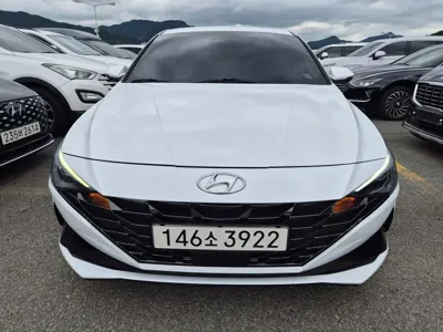 Hyundai Avante · 2023 год