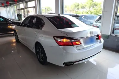 Honda Accord 2016, 95700 км, за 61613.51 CNY