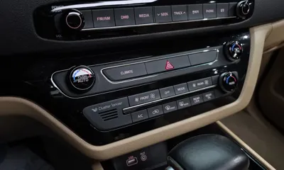 Kia Canival 2017, 93727 км, за 12700000 KRW - фото 32