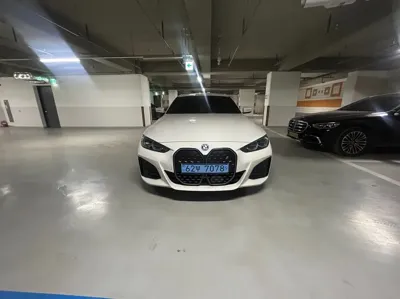 BMW i4 · 2024 год