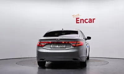 Hyundai Grandeur 2014, 122561 км, за 5500000 KRW