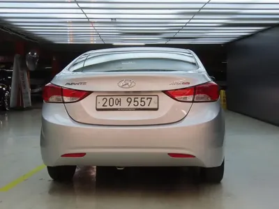Hyundai Avante 2012, 112473 км, за 3500000 KRW