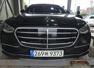 Mercedes-Benz S-Class · 2021 год