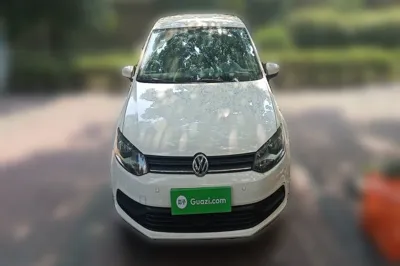 Volkswagen Polo 2016, 17000 км, за 40914.95 CNY