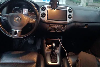 Volkswagen Tiguan 2013, 143100 км, за 36749.82 CNY - фото 9