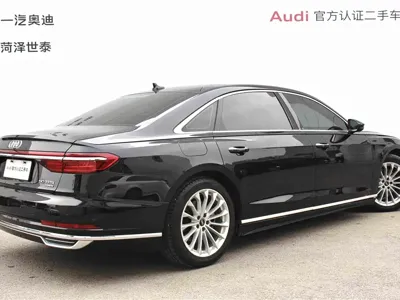 Audi A8 2022, 64500 км, за 345000 CNY