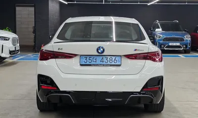 BMW i4 2025, 4293 км, за 69000000 KRW