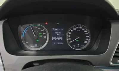 Hyundai Sonata 2016, 136140 км, за 7500000 KRW - фото 8