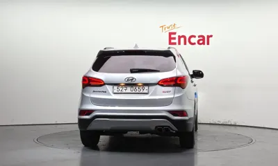 Hyundai Santafe 2016, 89651 км, за 10900000 KRW