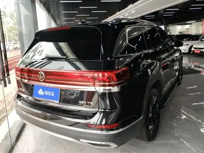 Volkswagen Teramont 2022, 71000 км, за 172800 CNY