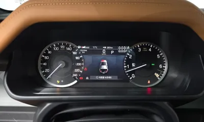 Land Rover Defender 2023, 52594 км, за 77900000 KRW - фото 8
