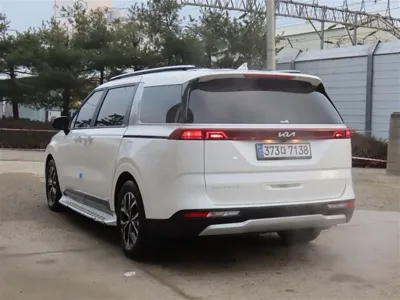 Kia Canival 2022, 52128 км, за 23000000 KRW - фото 3
