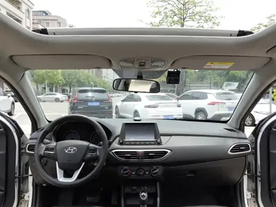 Hyundai Elantra 2018, 110000 км, за 25700 CNY - фото 8