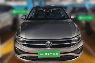 Volkswagen Bora 2023, 84400 км, за 66992.73 CNY