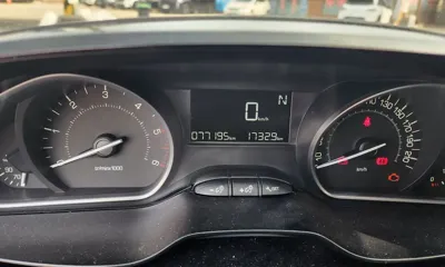 Peugeot 208 2017, 77500 км, за 7900000 KRW - фото 6