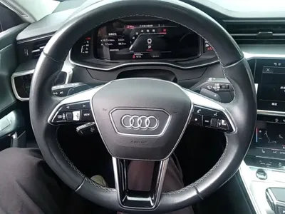 Audi A7 2024, 34900 км, за 328300 CNY - фото 11