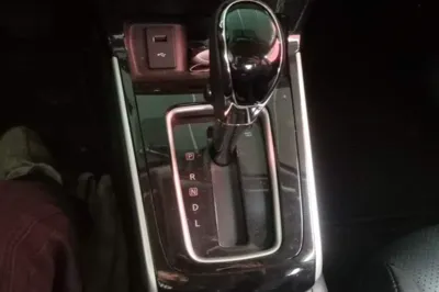 Nissan Sylphy 2018, 61900 км, за 56008.47 CNY - фото 17