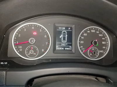 Volkswagen Tiguan 2016, 102800 км, за 47300.27 CNY - фото 13