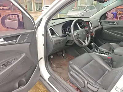 Hyundai Tucson 2017, 118100 км, за 33800 CNY - фото 16