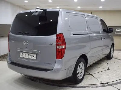 Hyundai Starex 2015, 182000 км, за 7700000 KRW