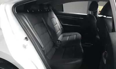 Hyundai Avante 2018, 80305 км, за 10500000 KRW - фото 12