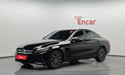 Mercedes-Benz C-Class · 2020 год