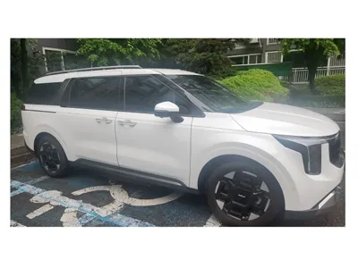 Kia Canival 2025, 20476 км, за 22900000 KRW
