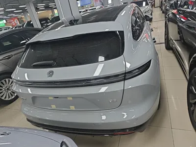 Nio ET5T 2025, 300 км, за 241545.44 CNY