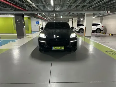 Porsche Cayenne · 2025 год