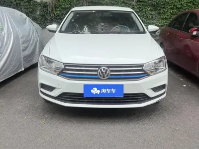Volkswagen Bora 2018, 49000 км, за 42000 CNY