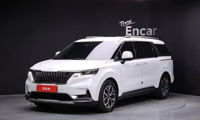 Kia Canival · 2023 год