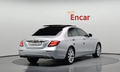 Mercedes-Benz E-Class 2017, 79052 км, за 23000000 KRW - фото 2