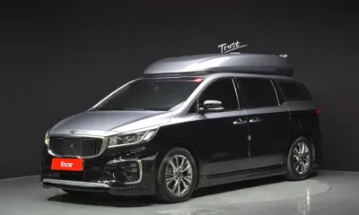 Kia Canival · 2019 год