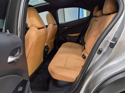 Lexus UX 2024, 8537 км, за 43000000 KRW - фото 14