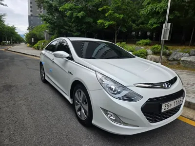 Hyundai Sonata 2012, 109975 км, за 5500000 KRW - фото 1