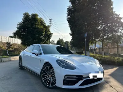 Porsche Panamera 2018, 97000 км, за 398800 CNY - фото 2