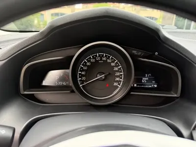 Mazda 3 Axela 2017, 530000 км, за 37800 CNY - фото 5