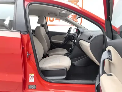Volkswagen Polo 2012, 68300 км, за 18900 CNY - фото 23