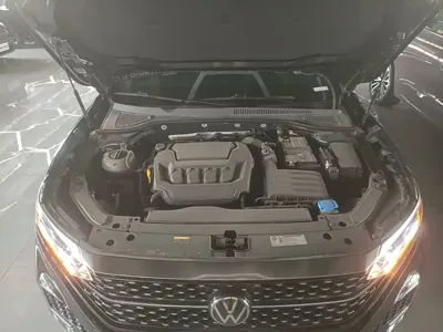 Volkswagen Passat 2023, 33400 км, за 119700 CNY - фото 20