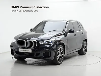 BMW X5 · 2022 год