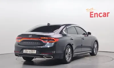 Hyundai Grandeur 2018, 151364 км, за 10900000 KRW - фото 2