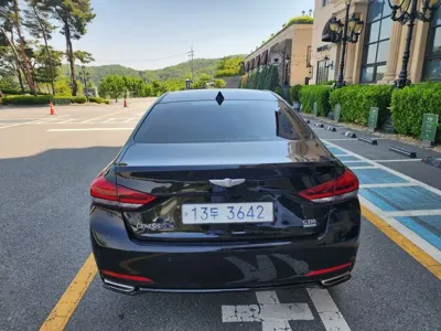 Hyundai Genesis 2016, 199795 км, за 7900000 KRW